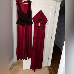 California Costumes Red Sleeveless V-Neck Gown